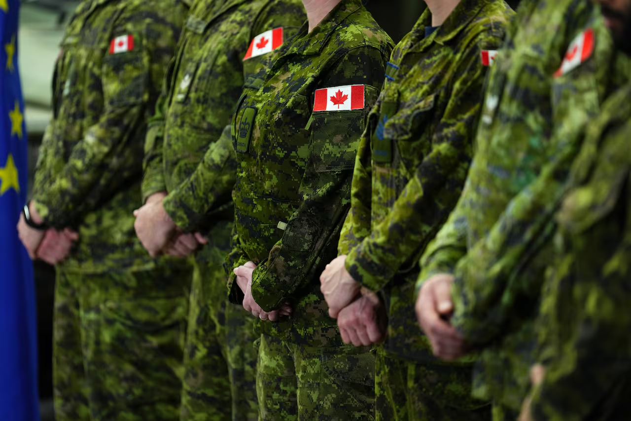 canada-military-army-armed-forces-cfb-kingston-generic-stock